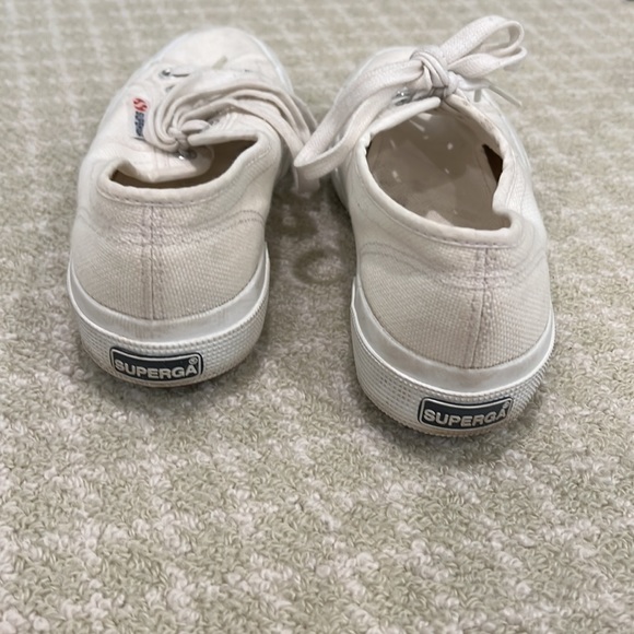 Low top white superga sneakers - Picture 4 of 7